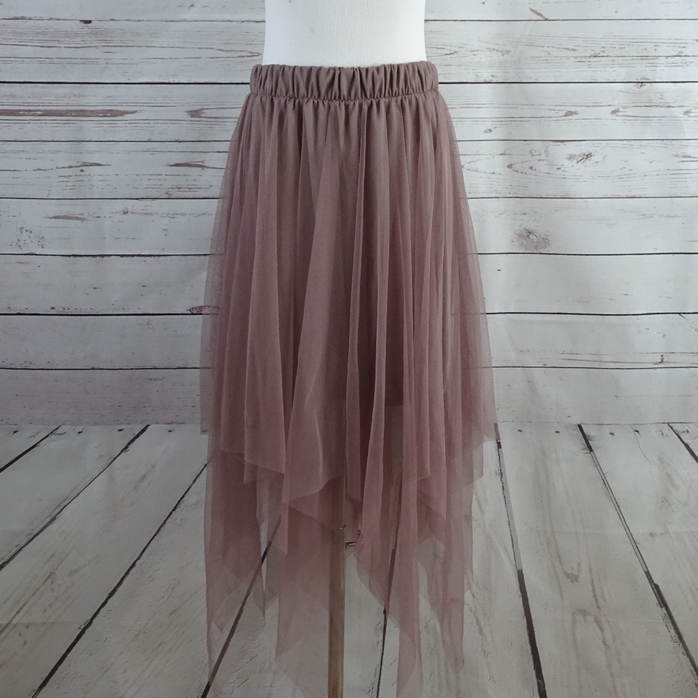 RUE21 NWT Dusty Rose Tulle Midi Skirt - Size Large